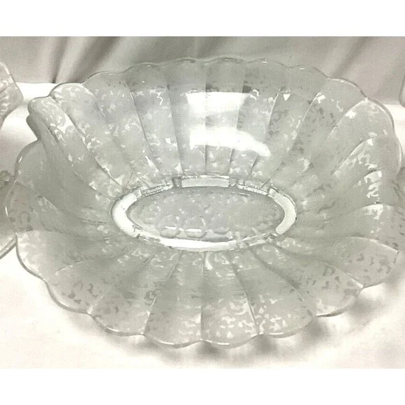 Fenton San Toy Crystal Art Glass Bowl Frosted Etching Vintage 1930s